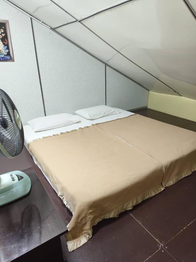 De Cameron Guest House تاناه راتا المظهر الخارجي الصورة